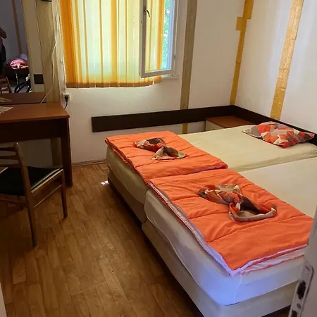 Campsite почивна база верея