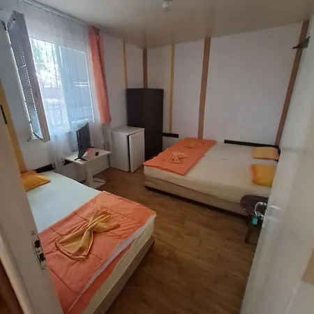 почивна база верея Campsite Byala (Varna)