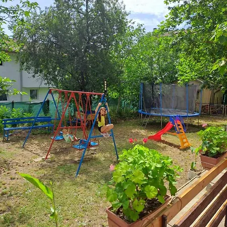 Campsite почивна база верея *